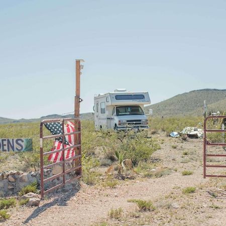 Camping At Desert Gardens Oasis In Lobo, Tx Van Horn Dış mekan fotoğraf