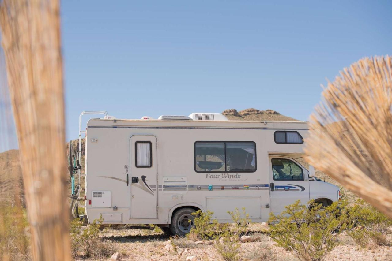 Camping At Desert Gardens Oasis In Lobo, Tx Van Horn Dış mekan fotoğraf