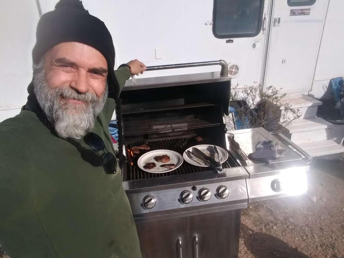 Camping At Desert Gardens Oasis In Lobo, Tx Van Horn Dış mekan fotoğraf